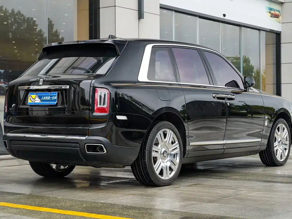 ROLLS-ROYCE CULLINAN