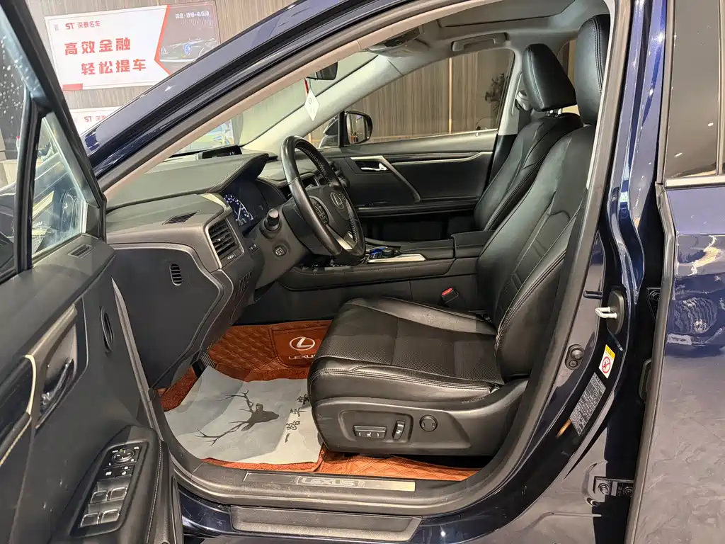 Lexus RX — миниатюра 4
