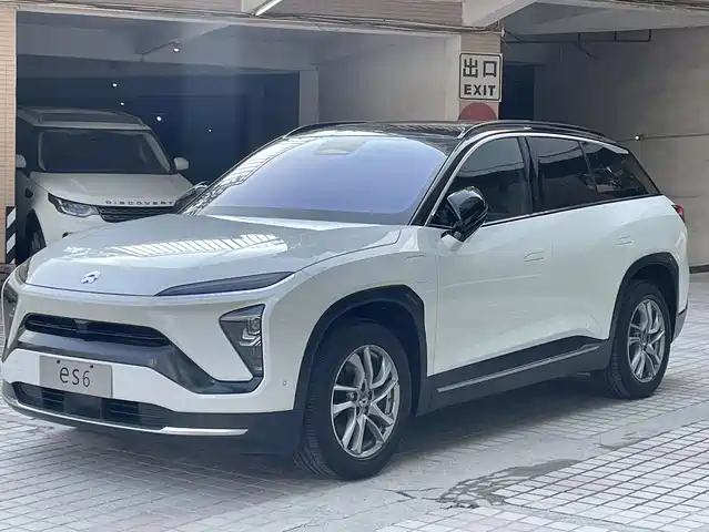 2020 Nio ES6