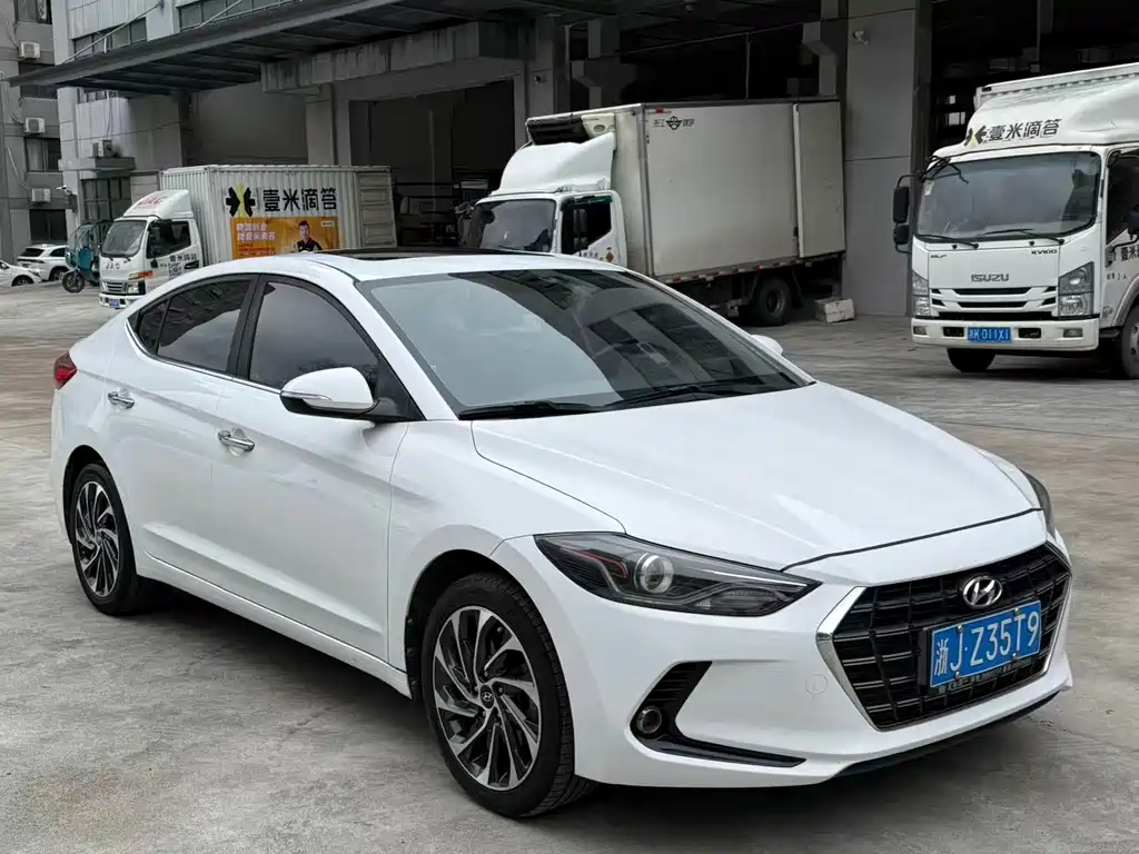 Hyundai Elantra 2019 1.5L CVT Elite