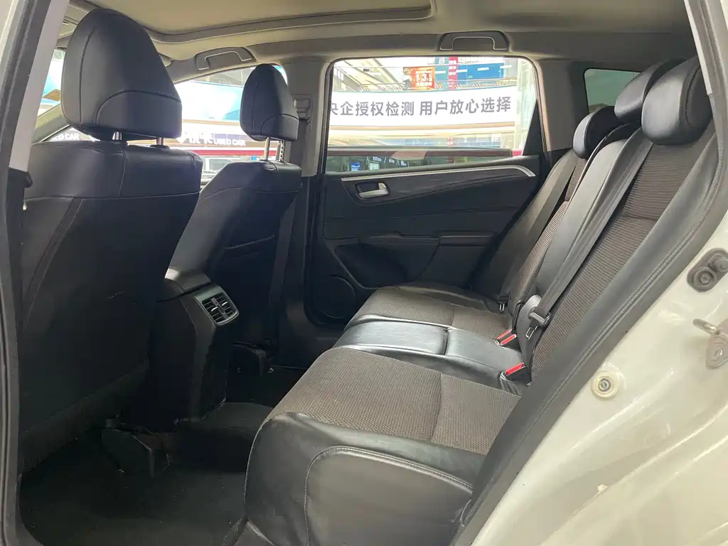 Honda Jade — миниатюра 12