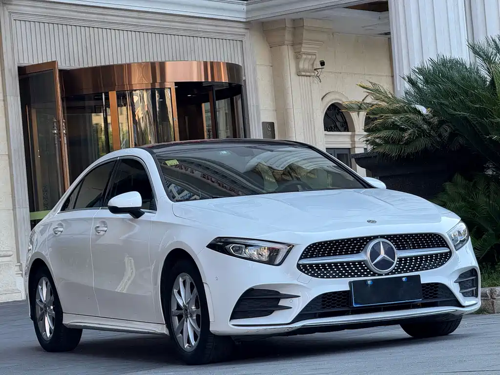 Mercedes-Benz A-Class A 2019 A 200 L Sport