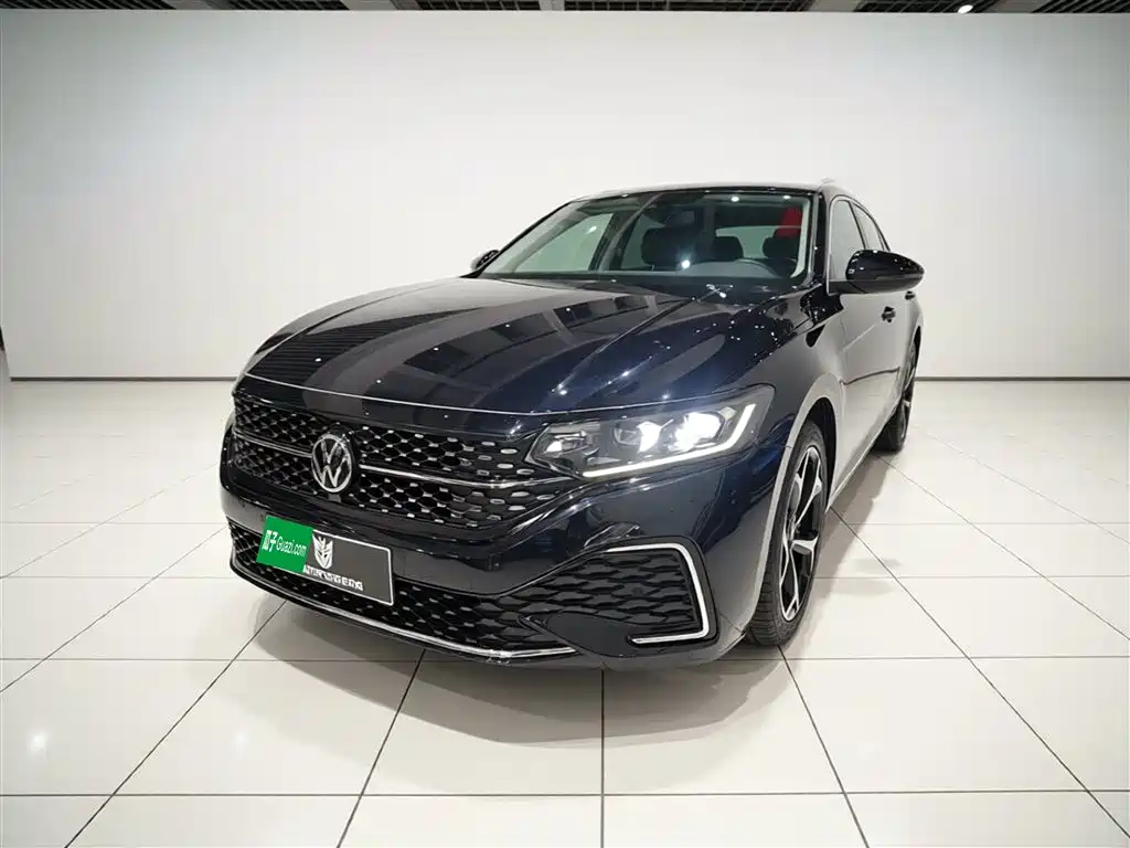 Volkswagen Passat 2023