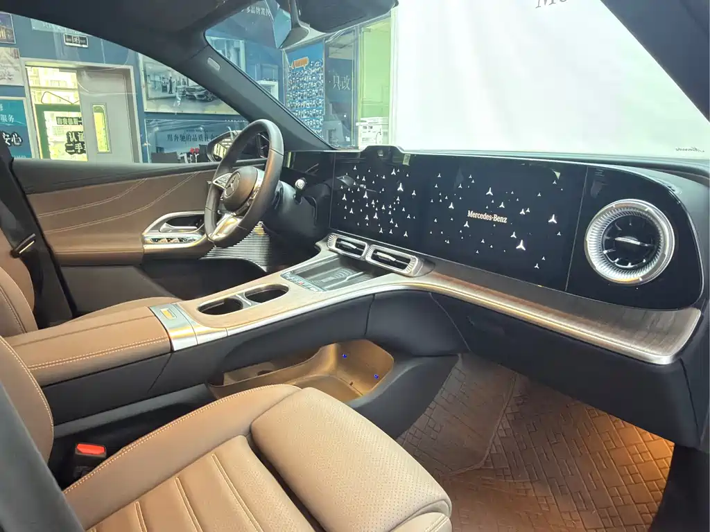 Mercedes-Benz GLC New Energy — миниатюра 11