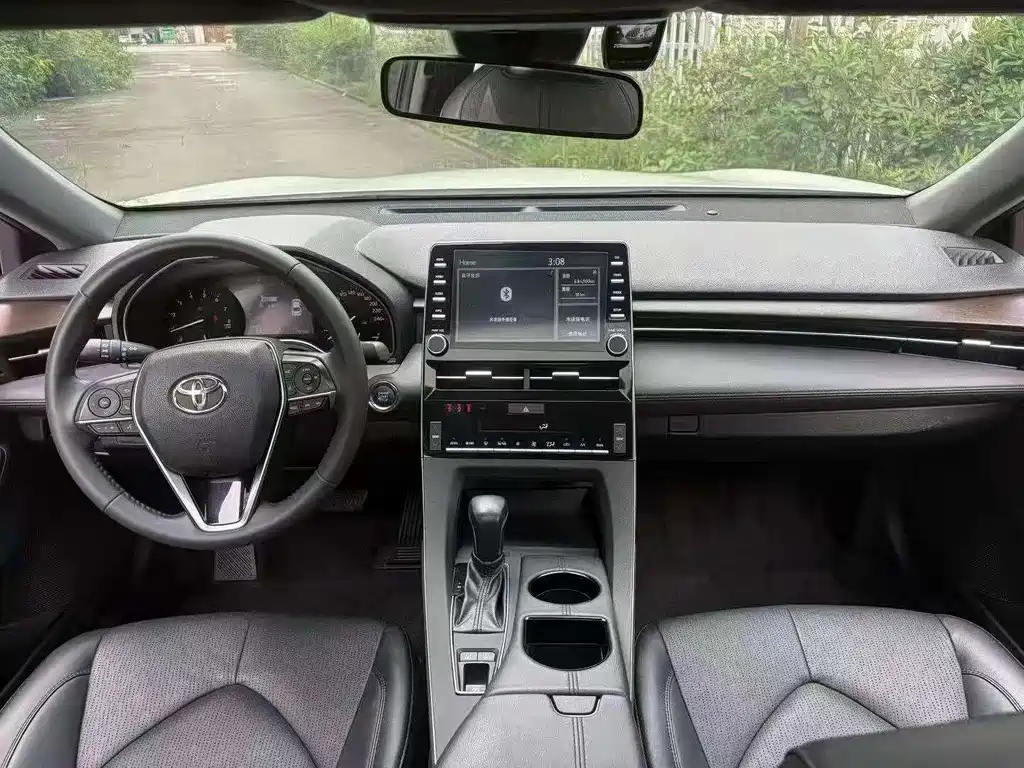 Toyota Avalon — миниатюра 12