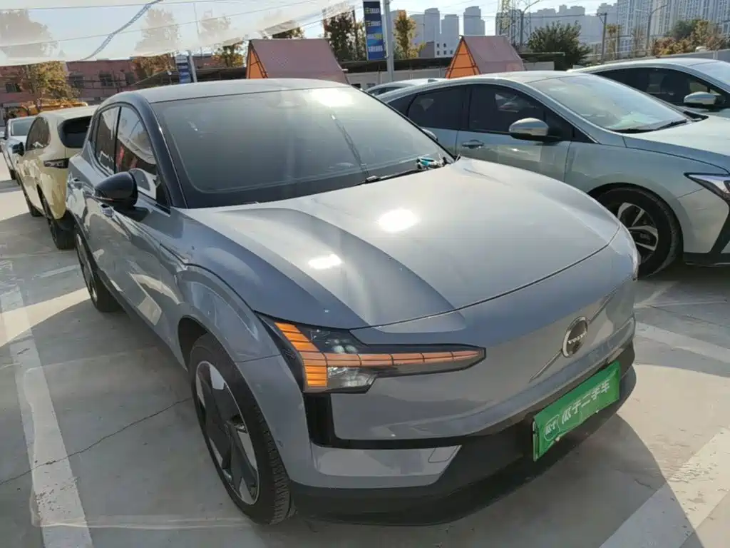 Volvo EX30 — миниатюра 4