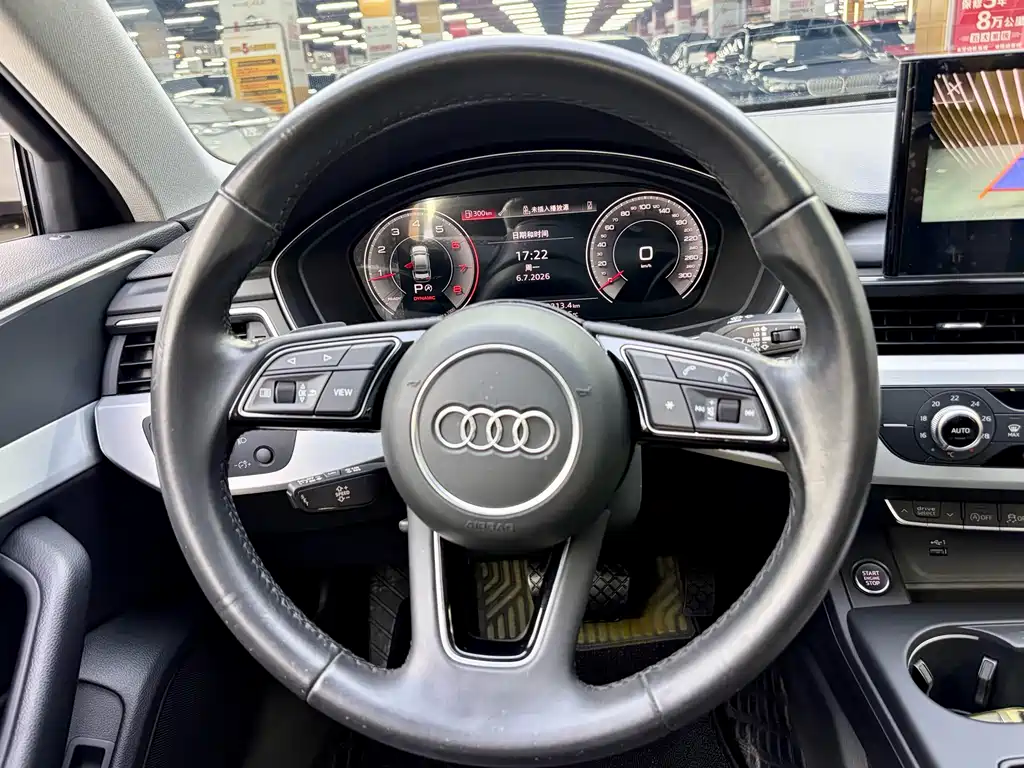 Audi A4L 2022 40 TFSI Fashion