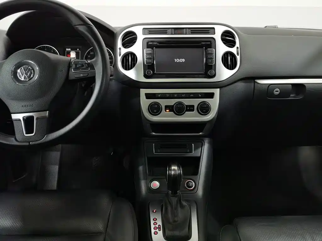 Volkswagen Tiguan — миниатюра 12