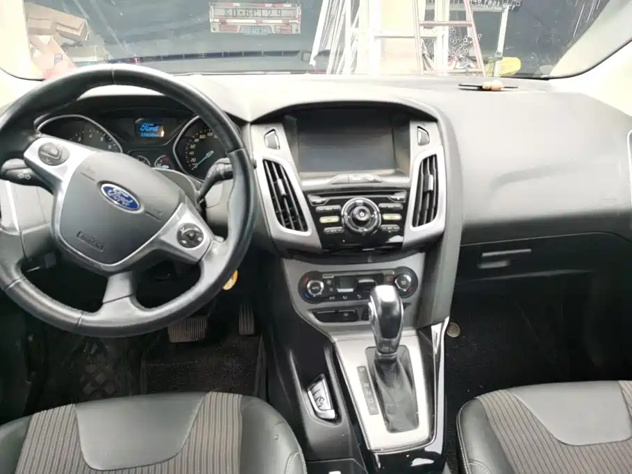 Ford Focus — миниатюра 12