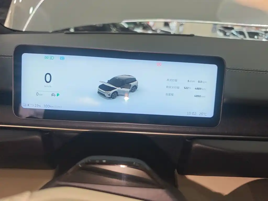 NIO ES6 — миниатюра 12