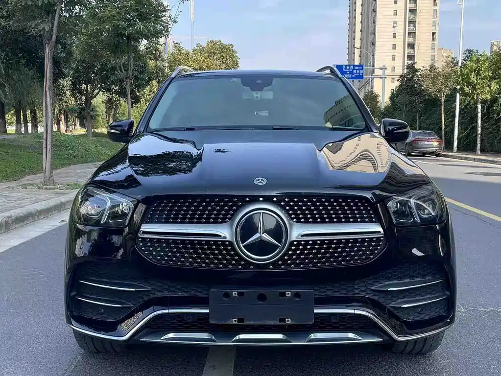Mercedes-Benz GLE (Import) — миниатюра 2