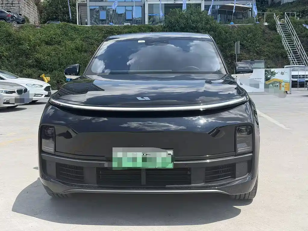 Li Auto Li L8 — миниатюра 2