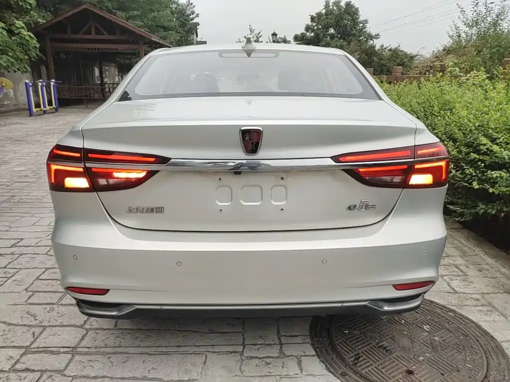 Roewe i6 New Energy — миниатюра 6