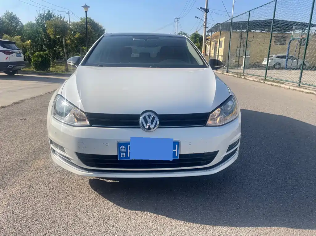 Volkswagen Golf 2016 1.6L AT Comfort
