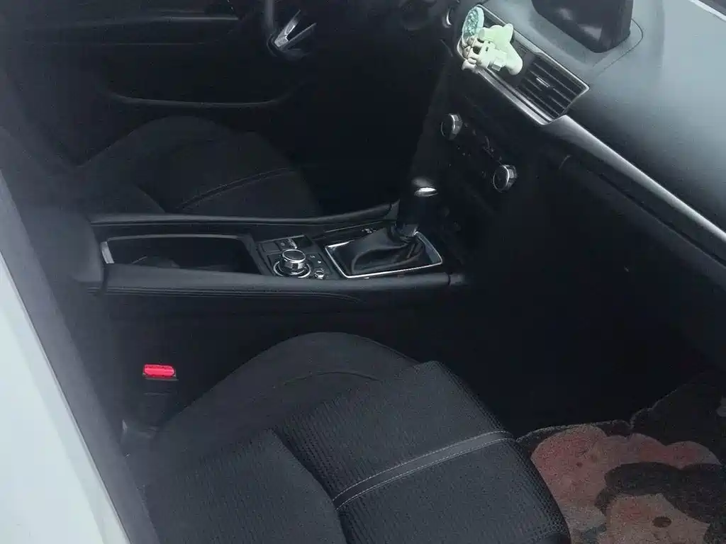 Mazda 3 Axela — миниатюра 6