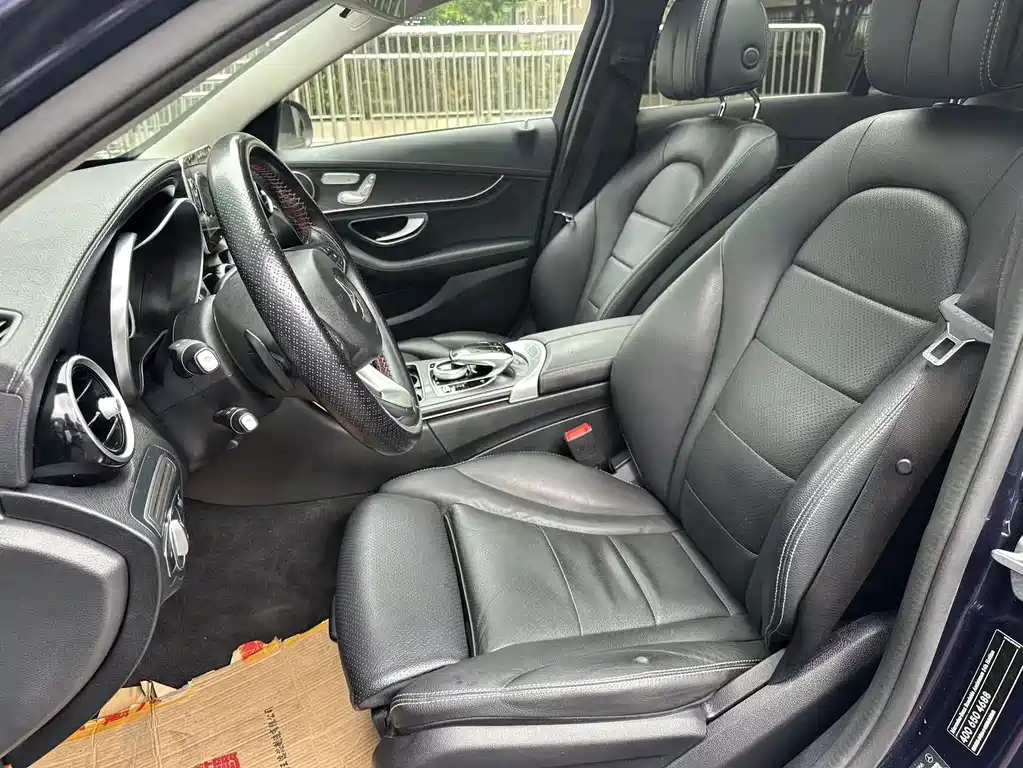 Mercedes-Benz C-Class — миниатюра 7