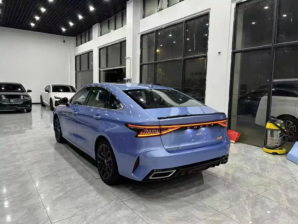 CHERY ARRIZO 8