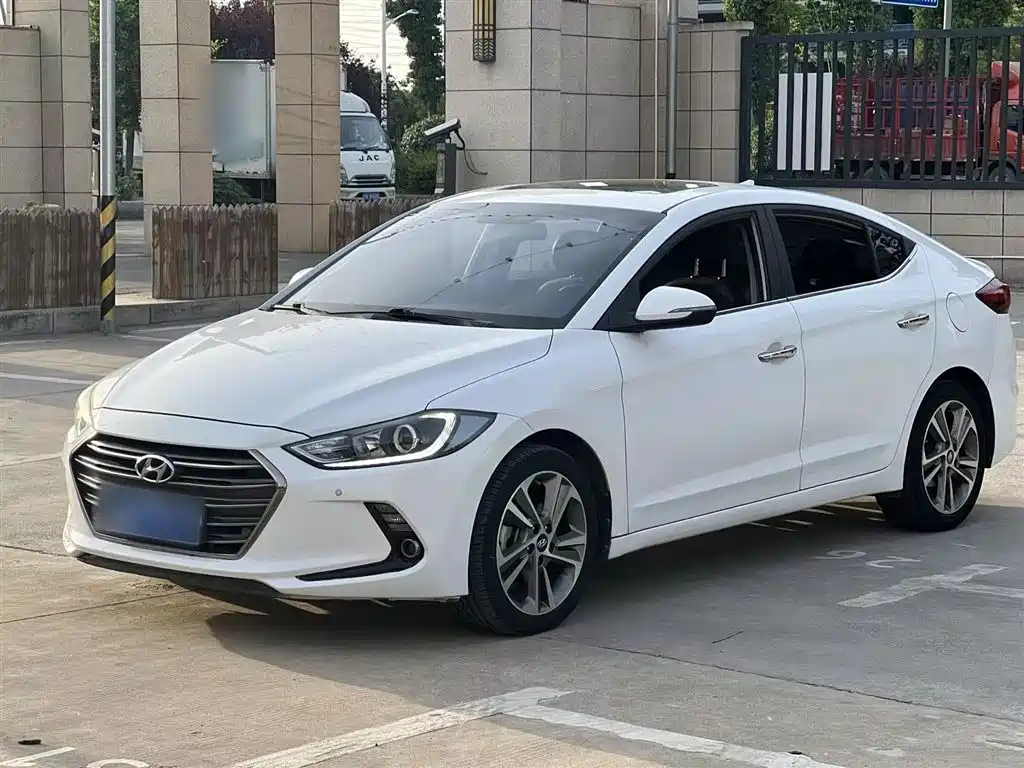 Hyundai Elantra 2016