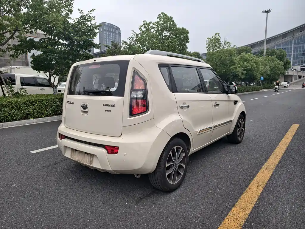 Kia Soul 1.6L AT Premium, фото 4