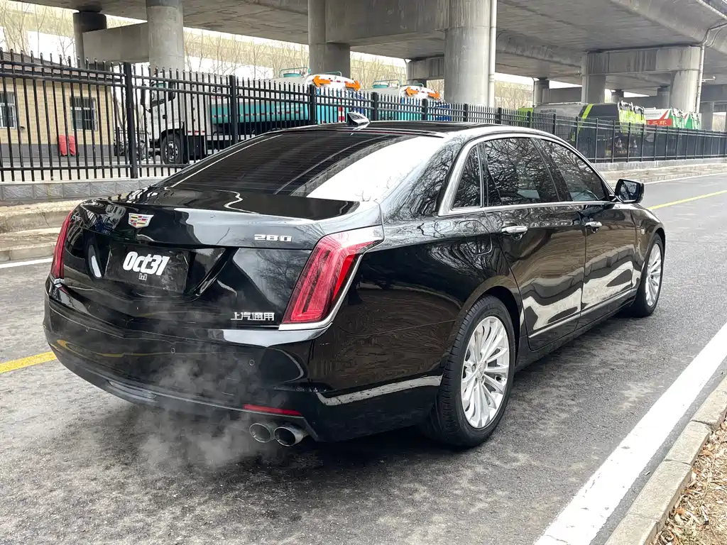 CADILLAC CT6