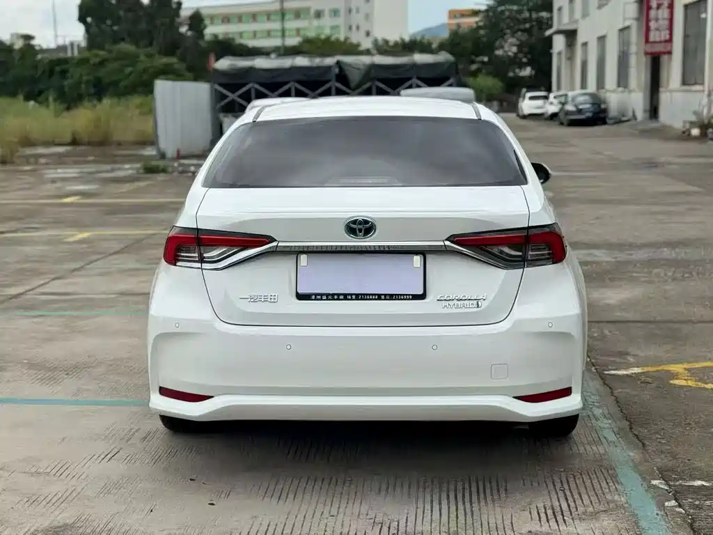 Toyota Corolla — миниатюра 8
