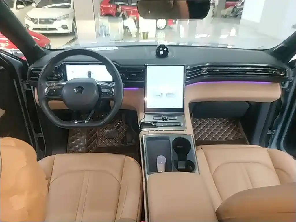 NIO ES6 — миниатюра 10