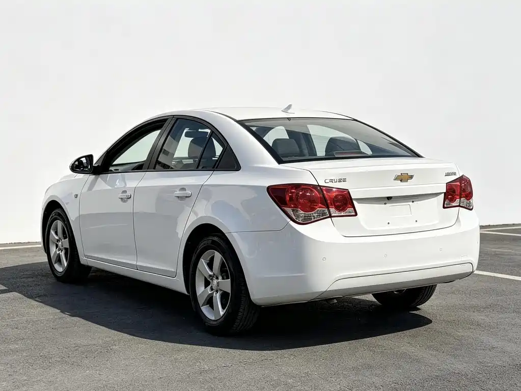 Chevrolet Cruze — миниатюра 10