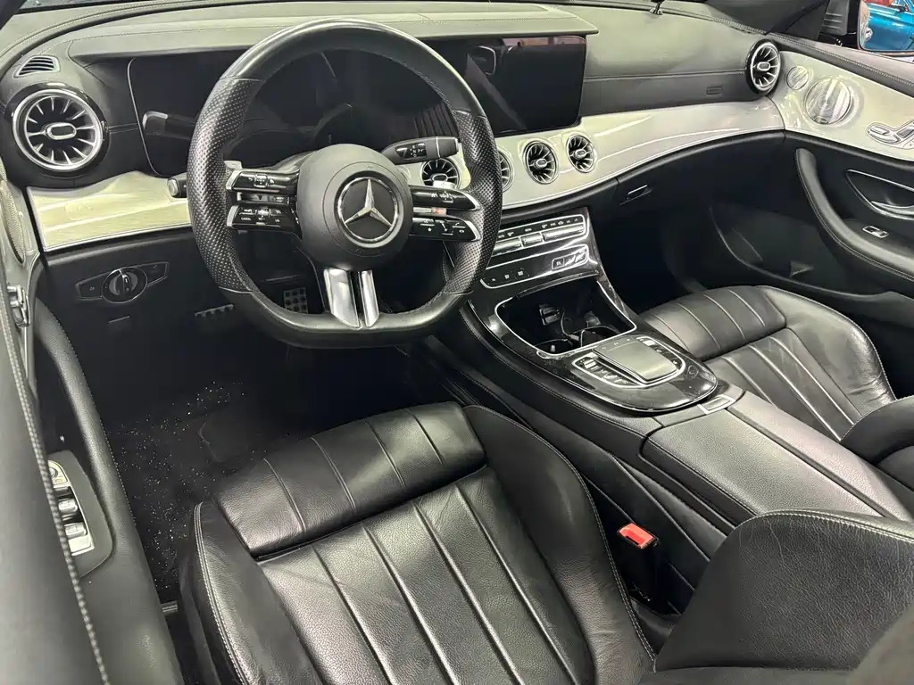 Mercedes-Benz E-Class (Import) — миниатюра 5