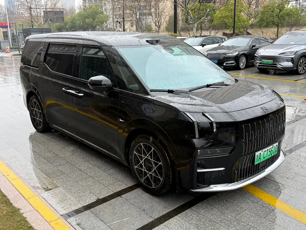 ZEEKR EXTREME KRYPTON 009