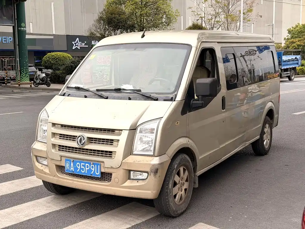 Dfsk C37 2017