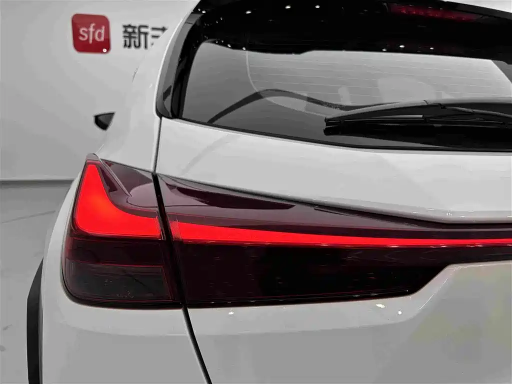 Lexus UX — миниатюра 29