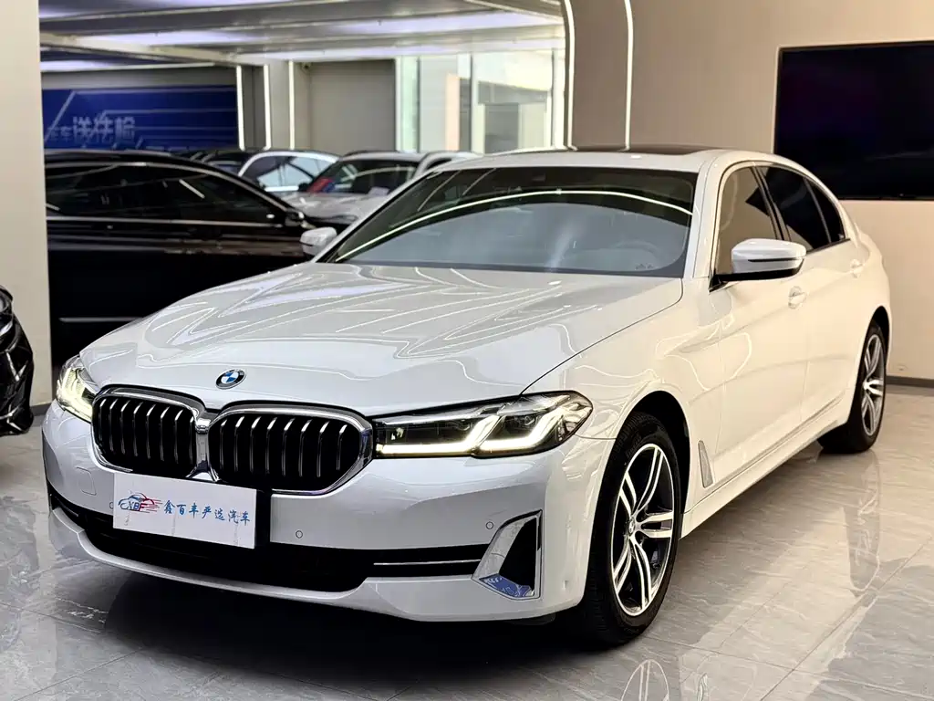 BMW 5 Series 2022