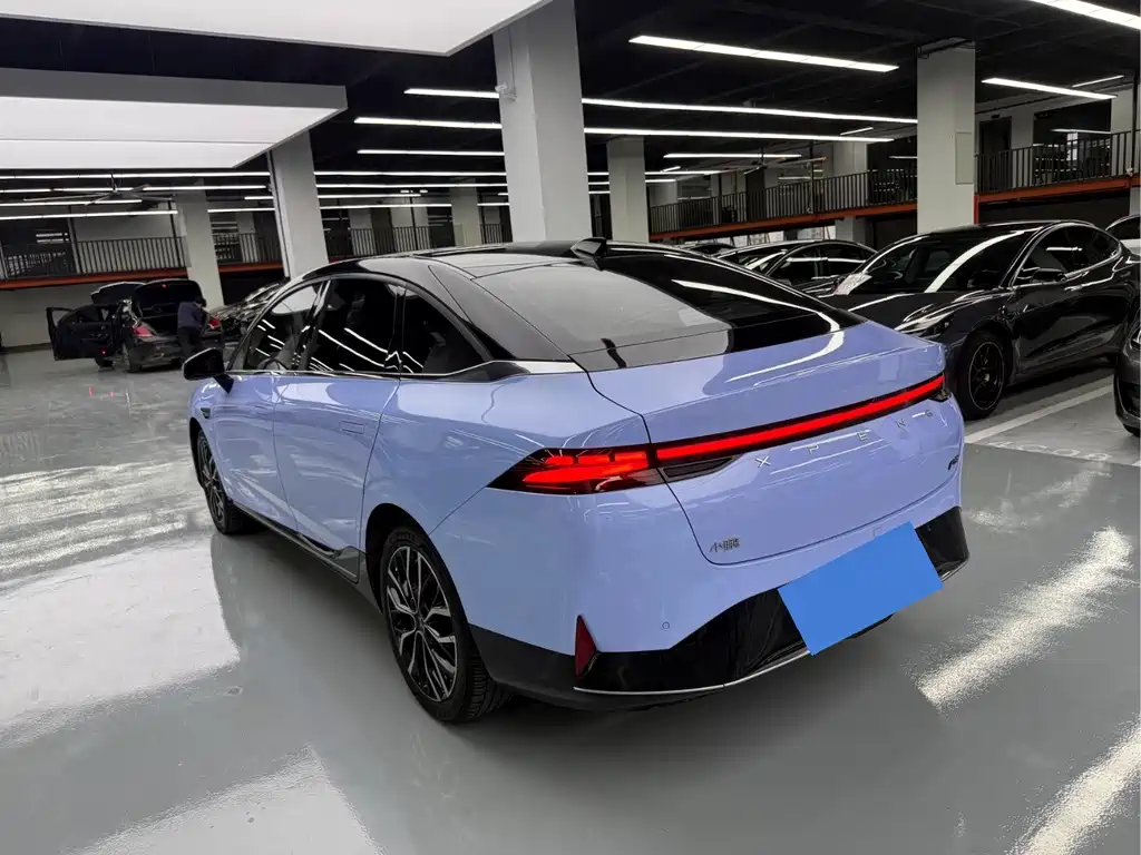 XPeng P5 — миниатюра 14