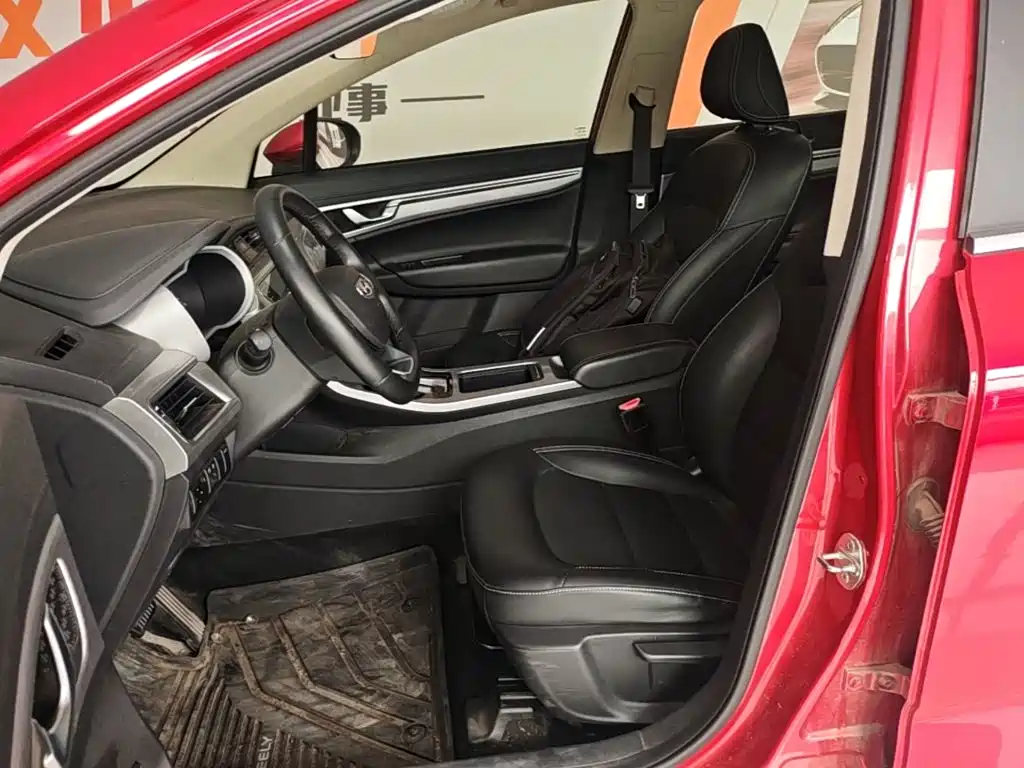 Geely Emgrand GS — миниатюра 15