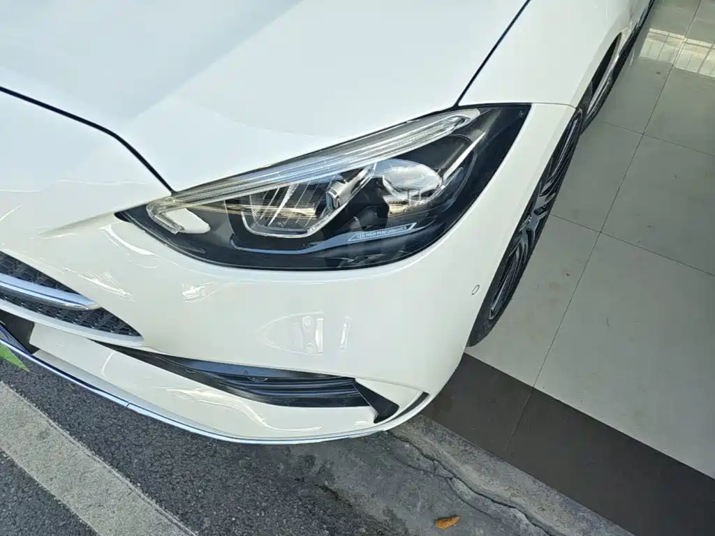 Mercedes-Benz C-Class — миниатюра 24