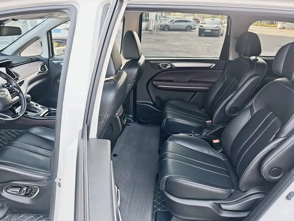 GAC Motor Trumpchi M6 — миниатюра 5