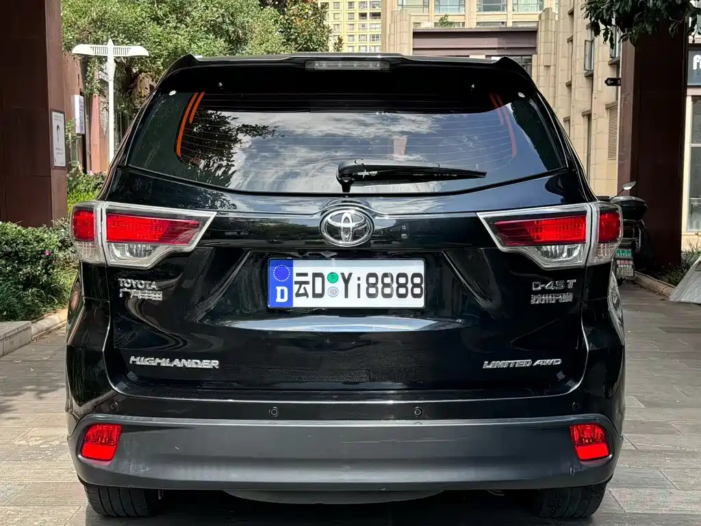 Toyota Highlander — миниатюра 8