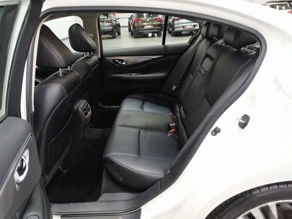 Infiniti Q50L — миниатюра 15