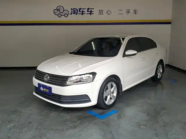 VOLKSWAGEN LAVIDA 2018