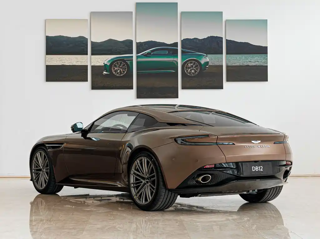 Aston Martin DB12 2025 4.0T V8 Coupe