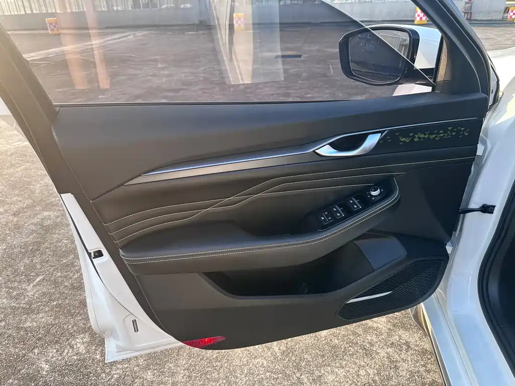 Geely Xingrui — миниатюра 7