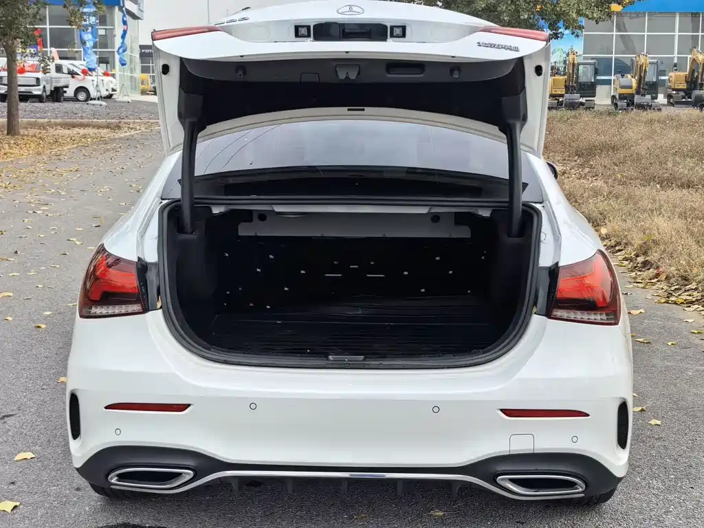 MERCEDES-BENZ A CLASS