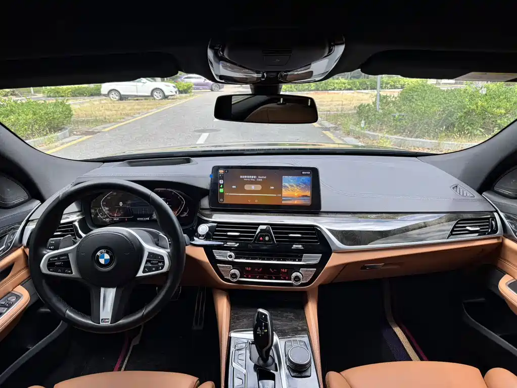 BMW 6 Series GT — миниатюра 6
