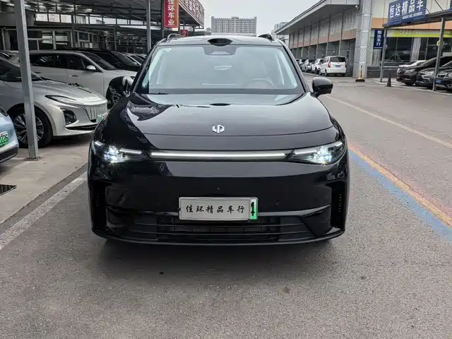2025 Leapmotor C16