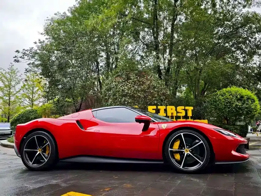 Ferrari 296 — миниатюра 8