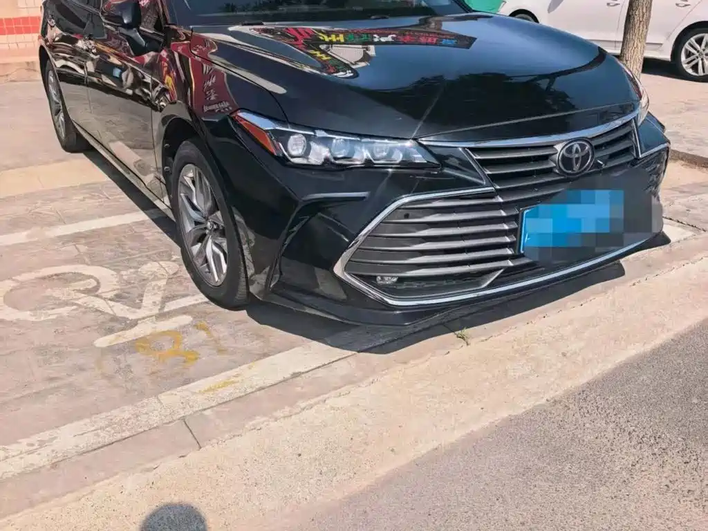 Toyota Avalon — миниатюра 2