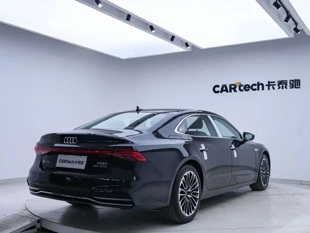 Audi A7L — миниатюра 24