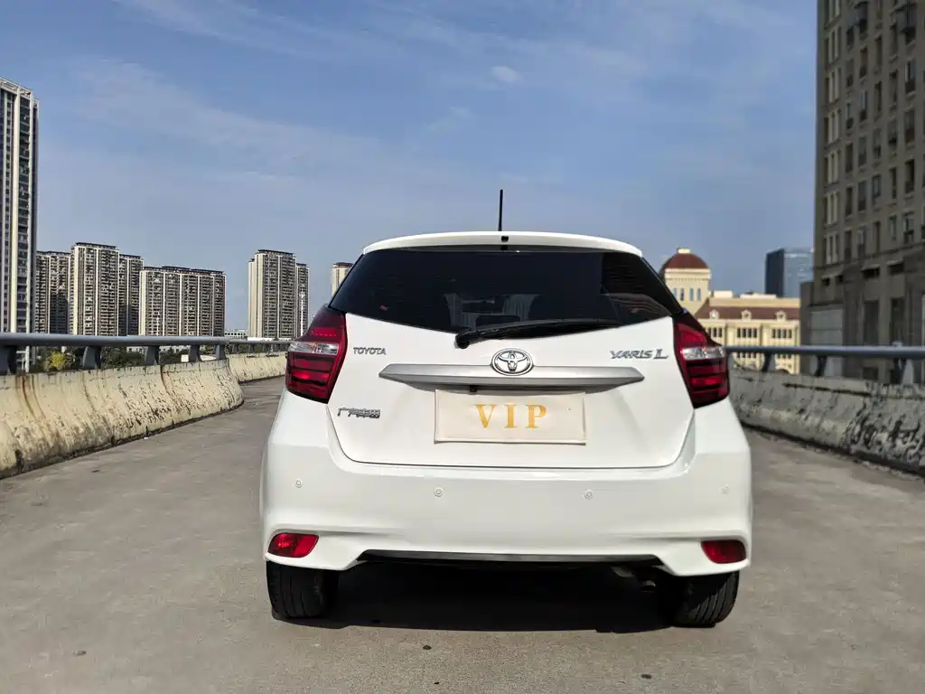 Toyota Yaris L — миниатюра 39