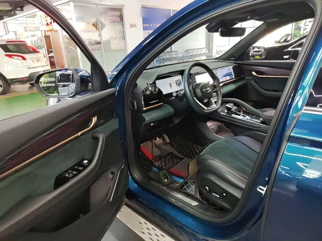 Geely Xingyue L — миниатюра 16