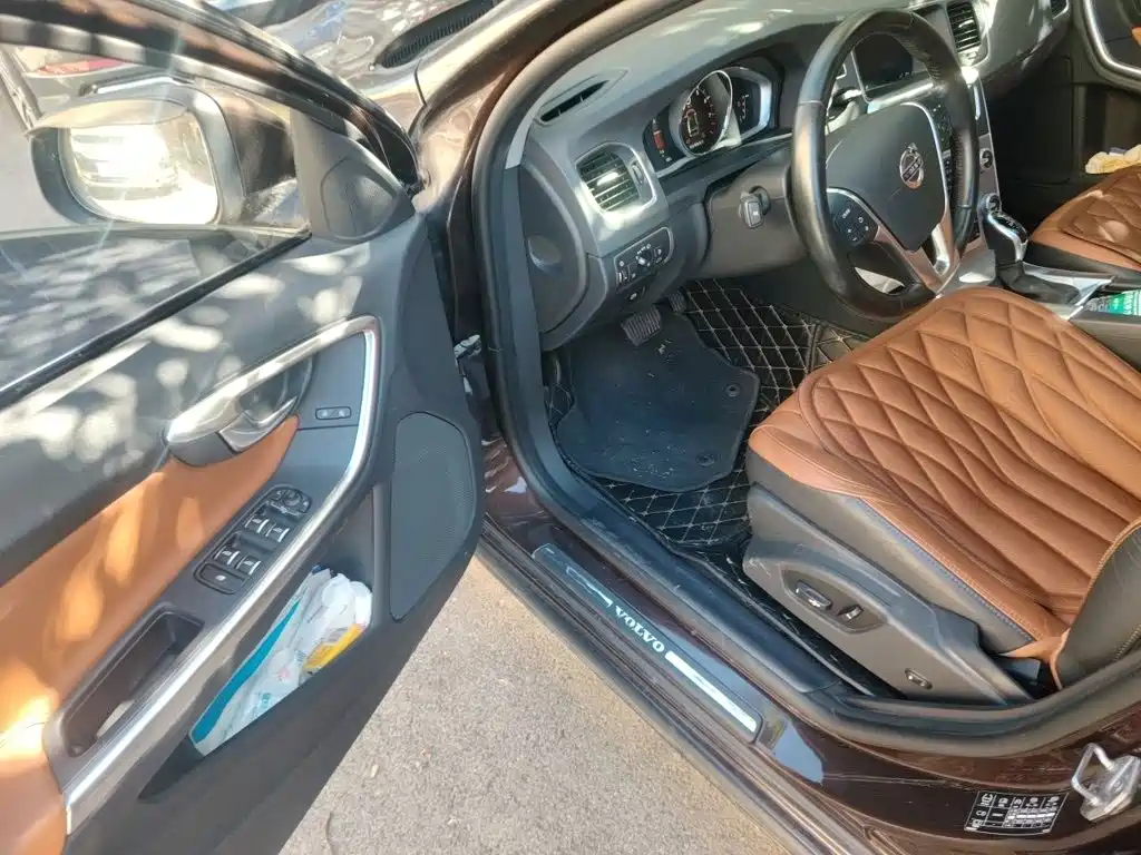Volvo S60 — миниатюра 14